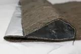 907745